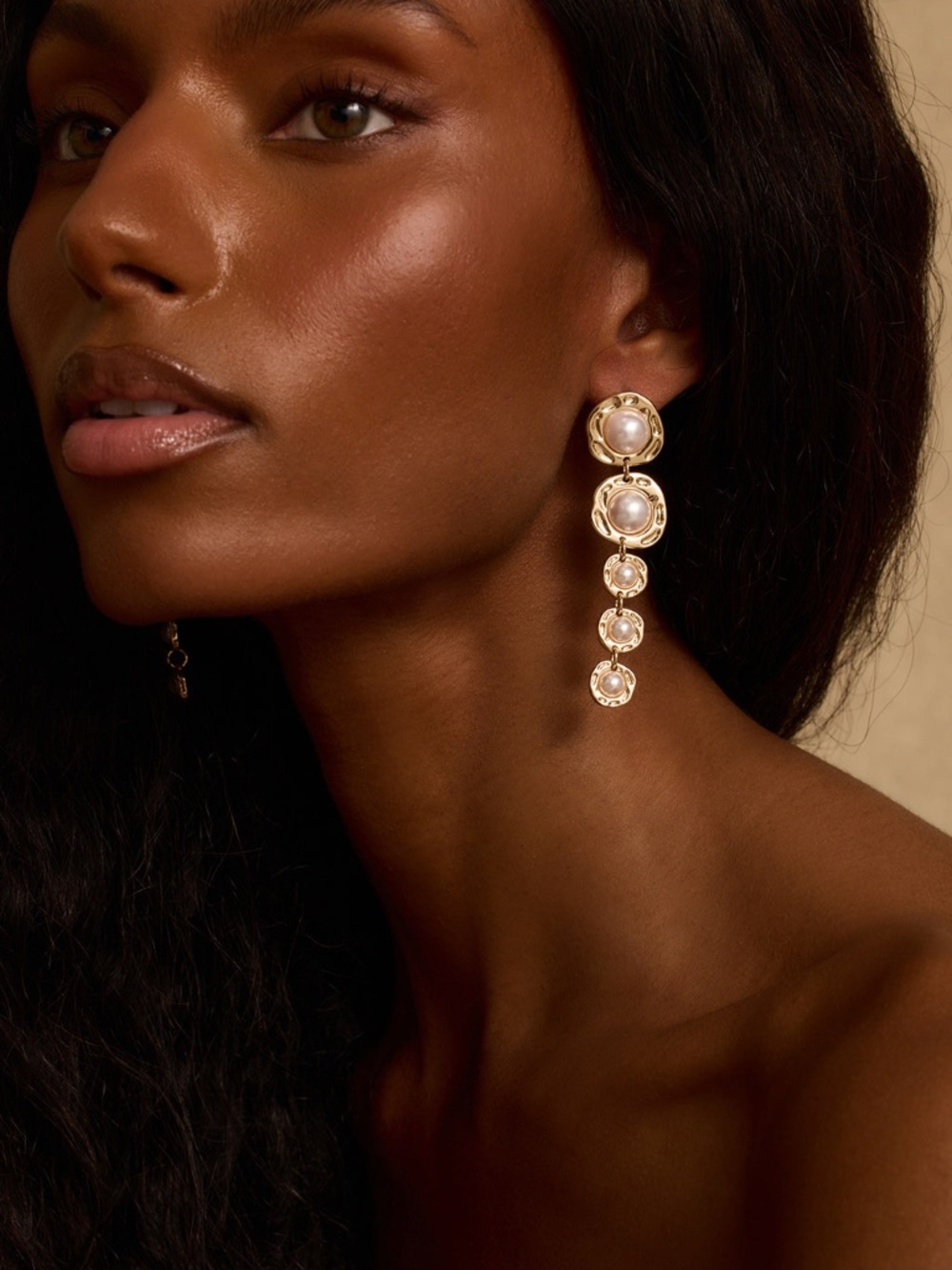 12th Tribe Olivia Gold and Pearl Earrings Size O/SO/S